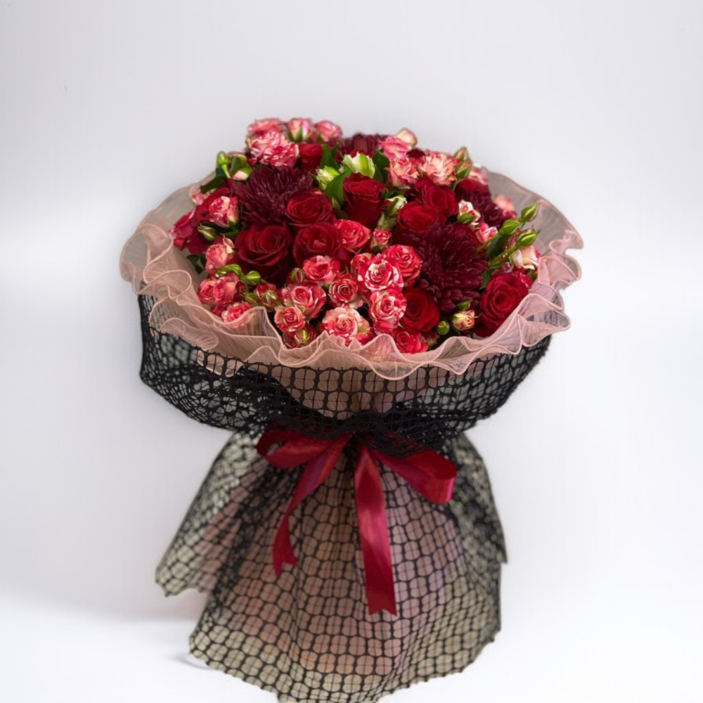 باقة عشق بتغليف أنيق